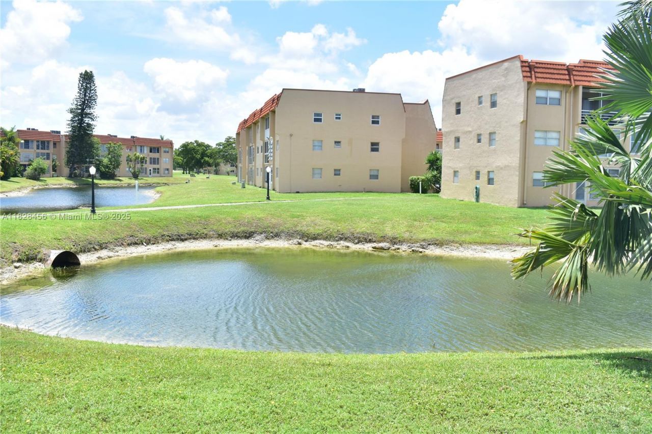 2801 N Pine Island Rd, Unit 103, Sunrise, FL 33322 Photo