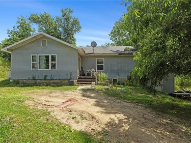 13777 Bohrer Lane, Rayville, MO 64084