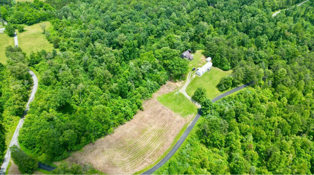 1496 Conrad Cemetary Road, Somerset, KY 42503