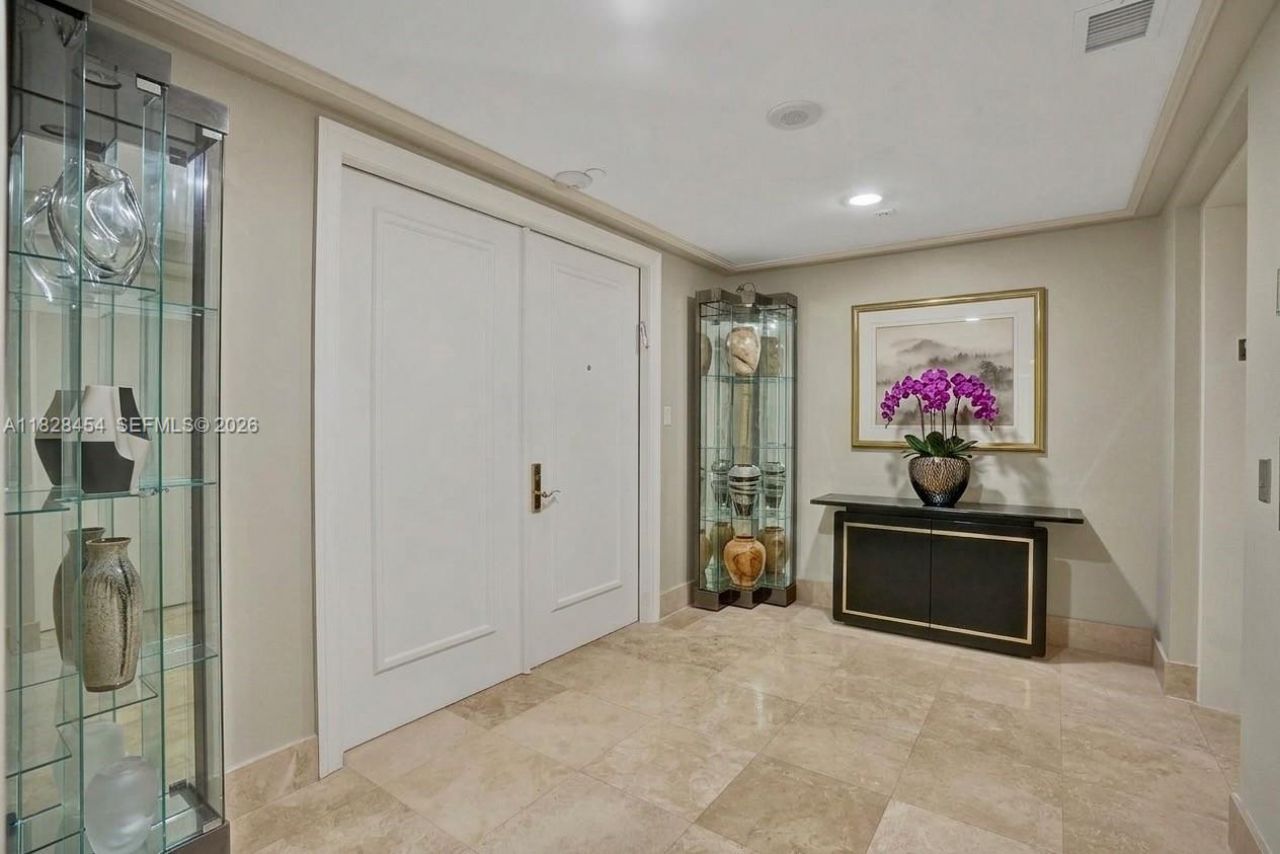 20201 E Country Club Dr, Unit 901, Aventura, FL 33180 Photo