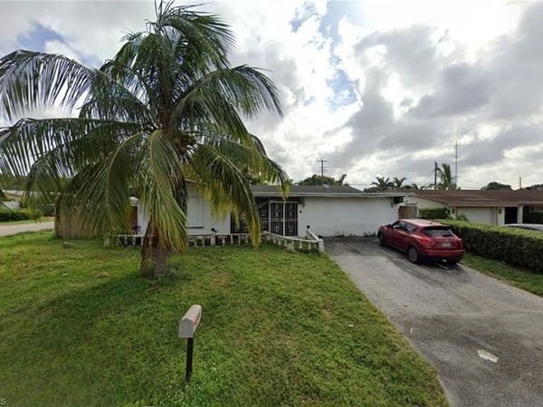 6300 SW 34th CT, MIRAMAR, FL 33023