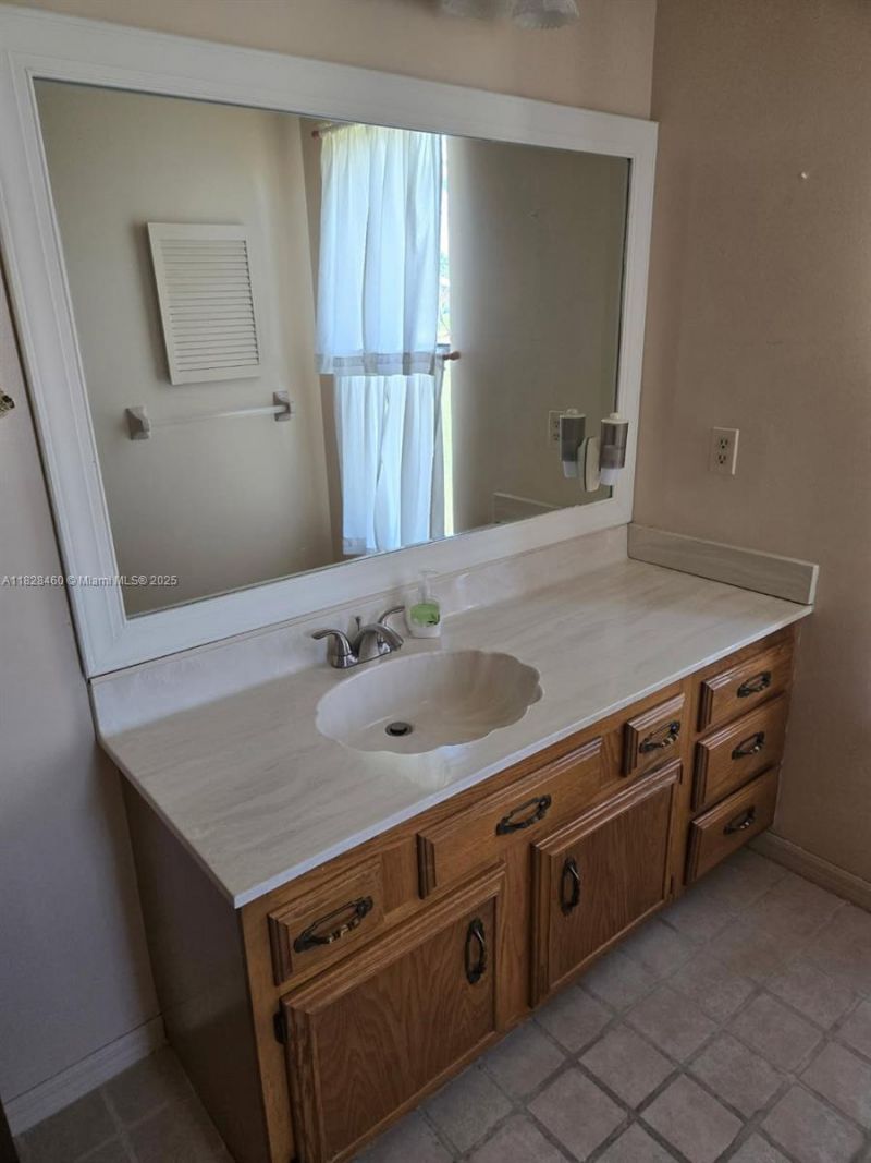 2802 SE Calvin St, Port Saint Lucie, FL 34952 Photo