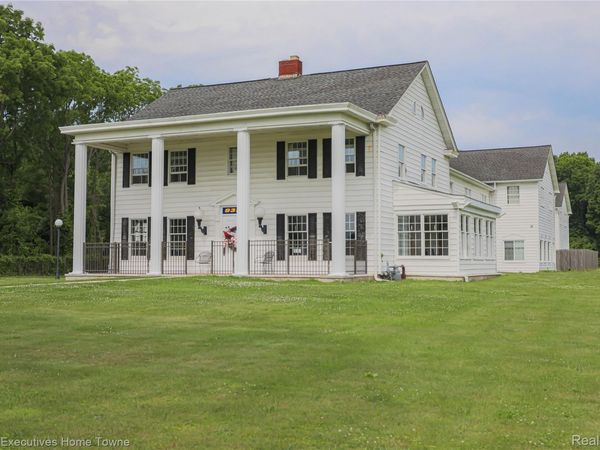 9334 River Road, Algonac, Mi 48001