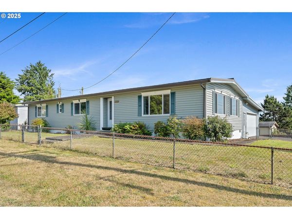 6825 WILLIAMS AVE, Bay City, OR 97107