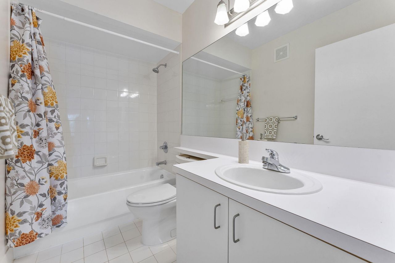 3821 SW Coquina Cove Way, Unit 205, Palm City, FL 34990 Photo