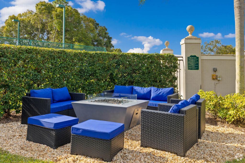 3821 SW Coquina Cove Way, Unit 205, Palm City, FL 34990 Photo