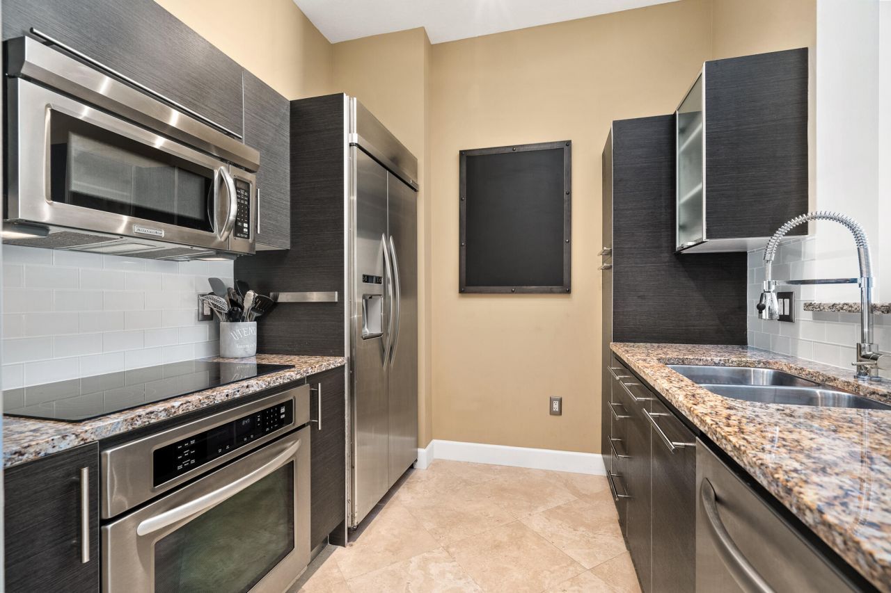 550 Okeechobee Boulevard, Unit Mph-16, West Palm Beach, FL 33401 Photo