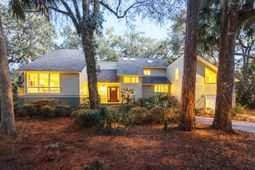 40 Greensward Road photo 4