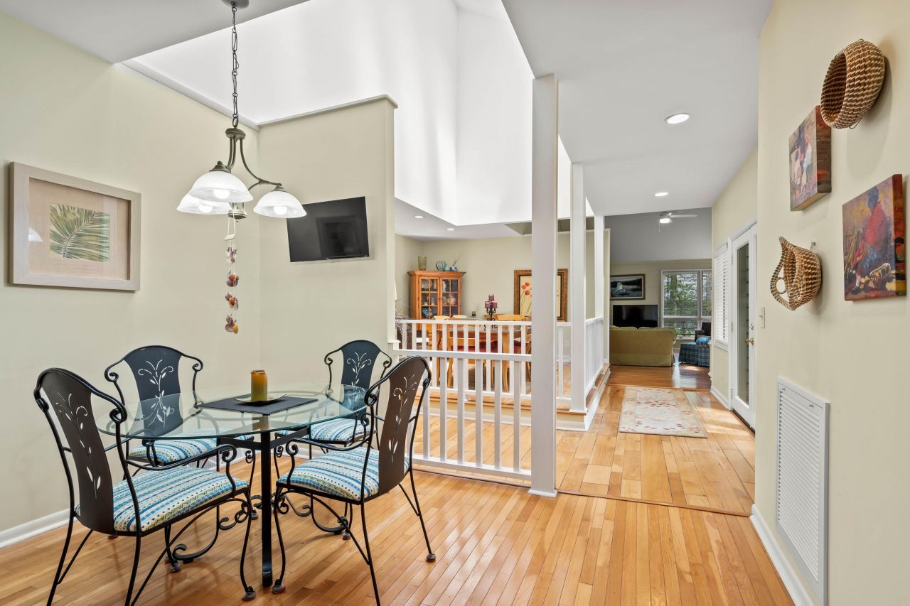 40 Greensward Road Photo 32