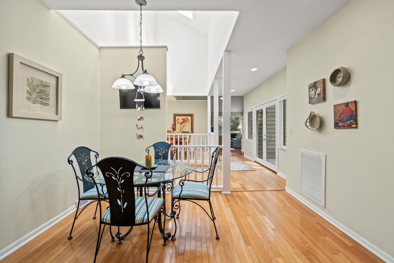 40 Greensward Road Photo 33