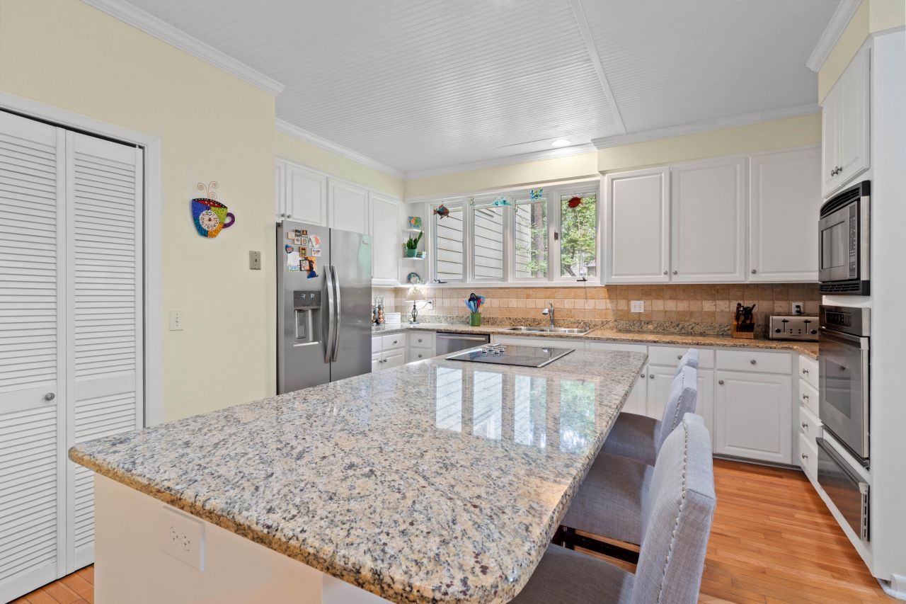 40 Greensward Road Photo 35