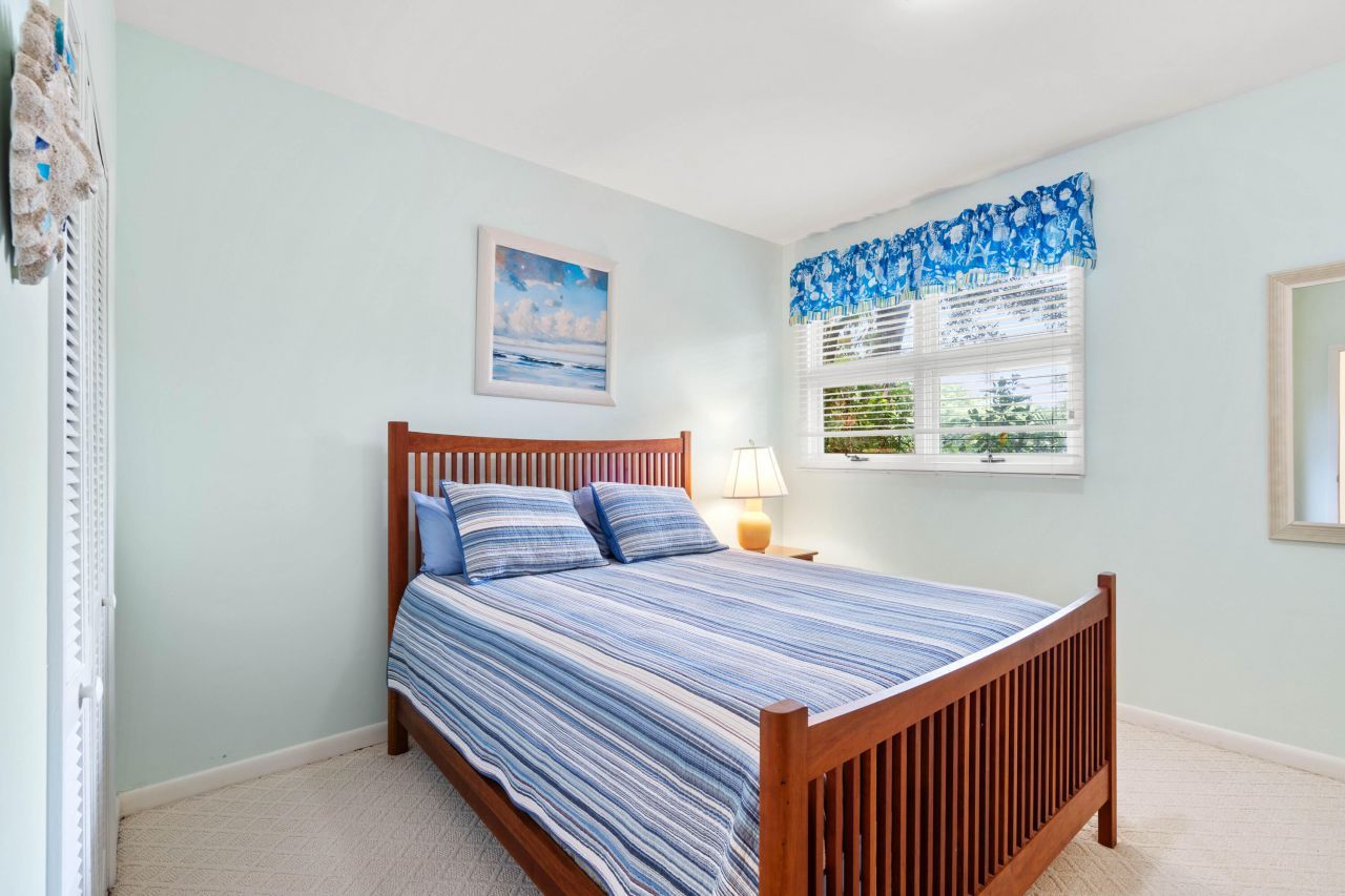 40 Greensward Road Photo 42