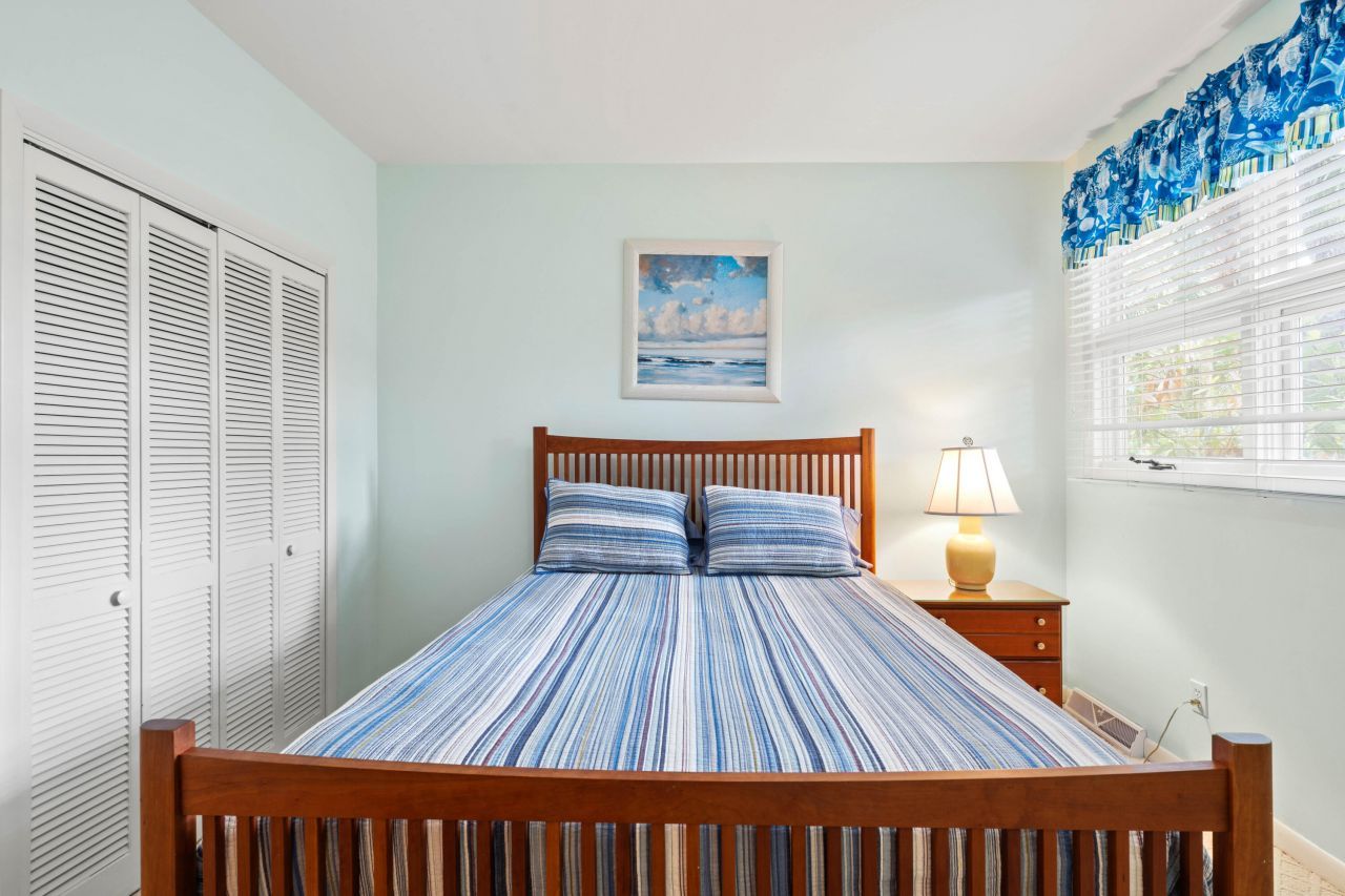 40 Greensward Road Photo 43