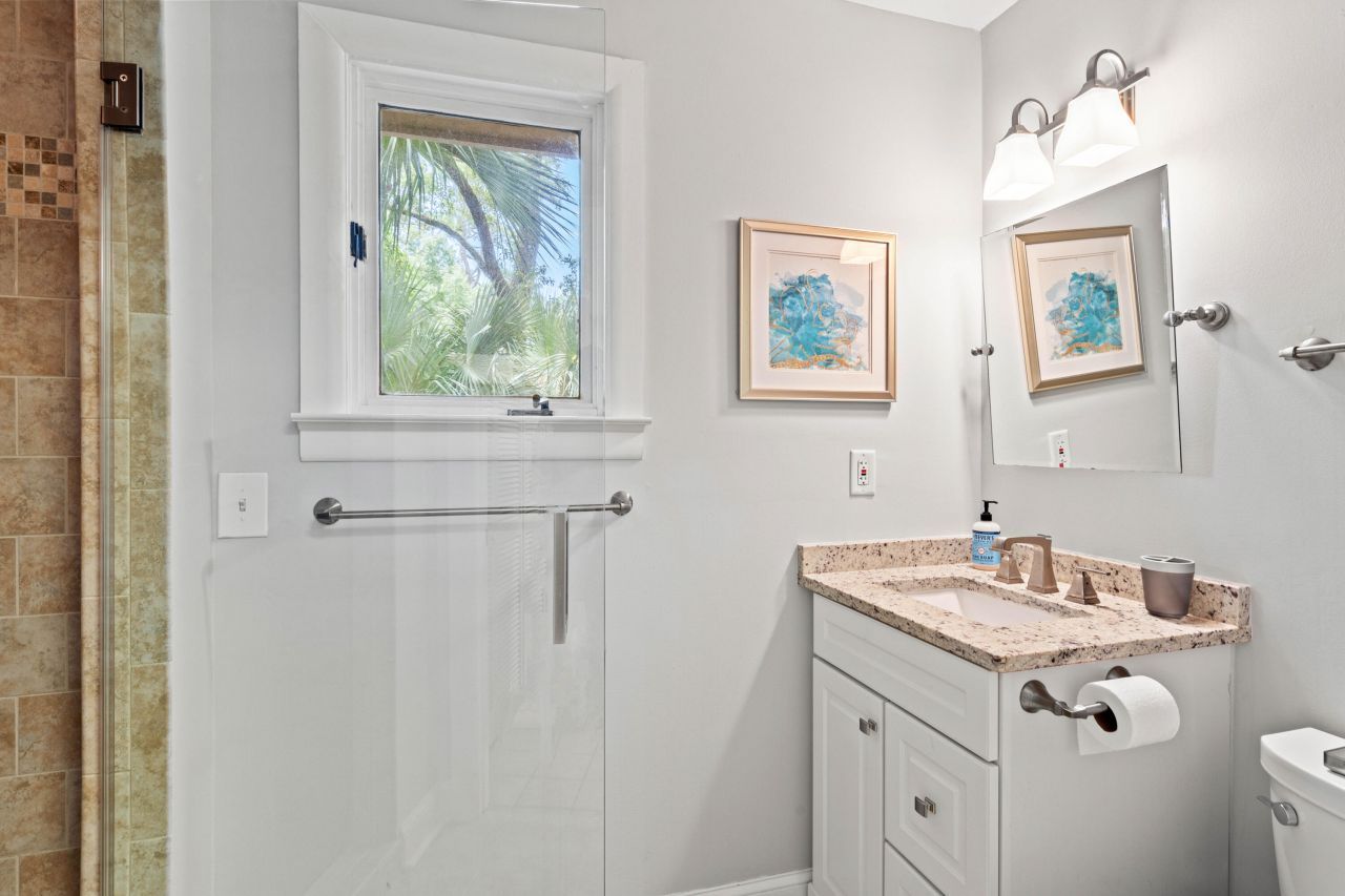 40 Greensward Road Photo 50