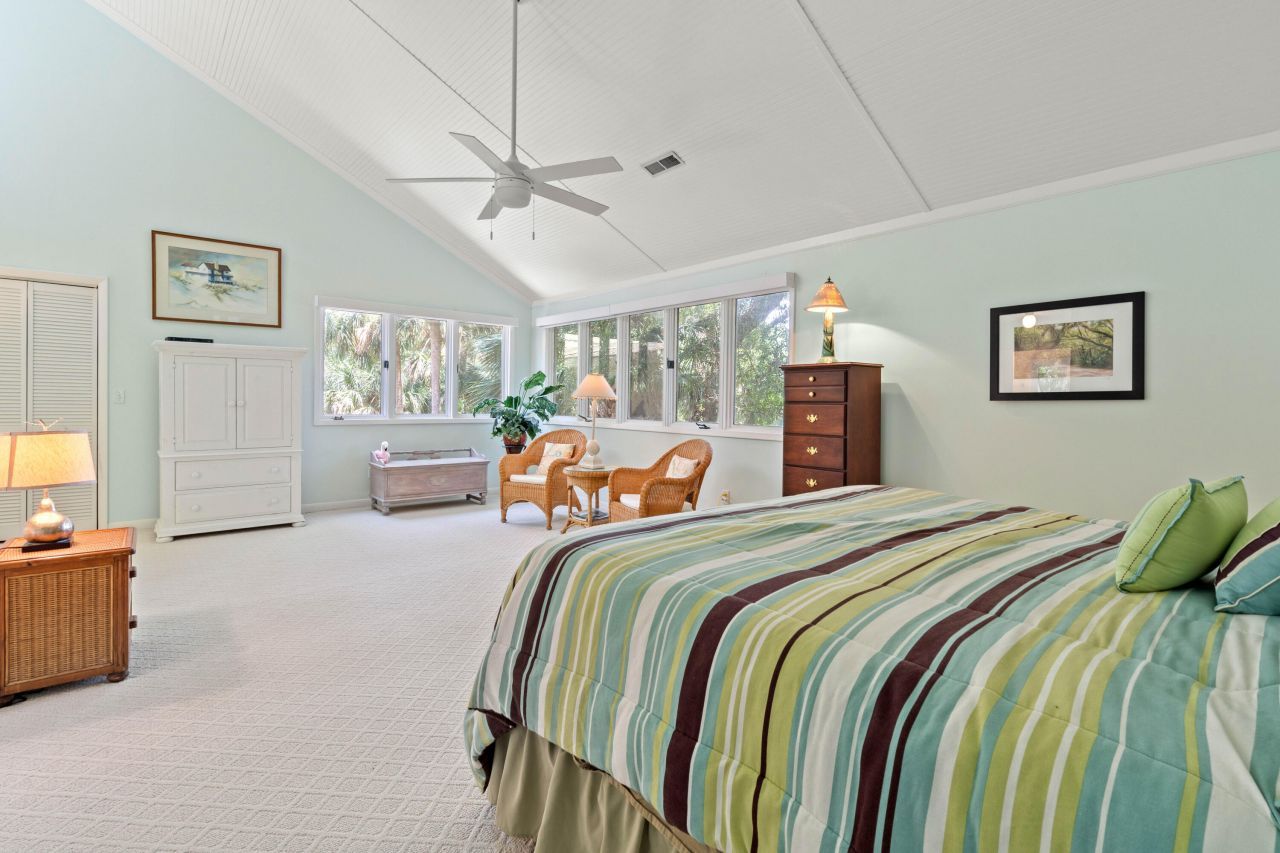 40 Greensward Road Photo 62