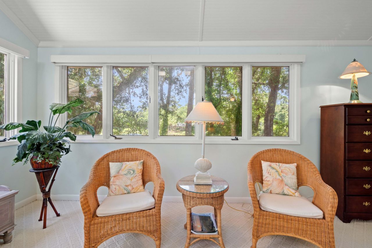 40 Greensward Road Photo 63