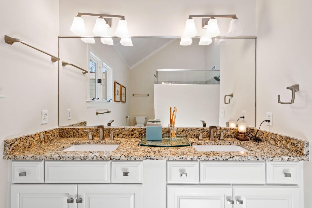 40 Greensward Road Photo 65