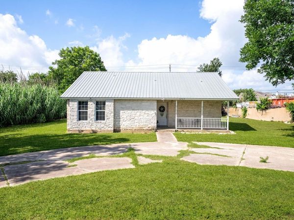 1717 NW Fleischer DR NW, Pflugerville, TX 78728