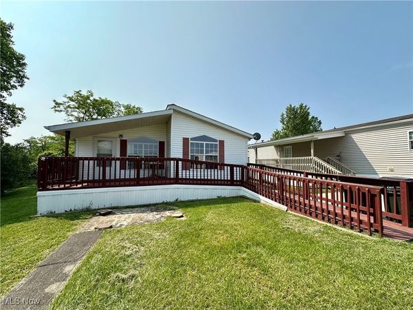 87 S Byron Drive, Wintersville, OH 43953