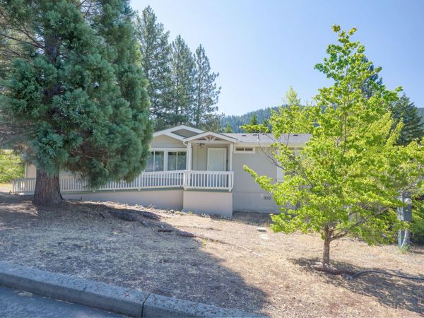 5648 Foothill Boulevard, Unit 31, Grants Pass, OR 97526