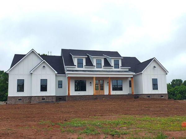 1096 Peyton Place, Columbia, TN 38401