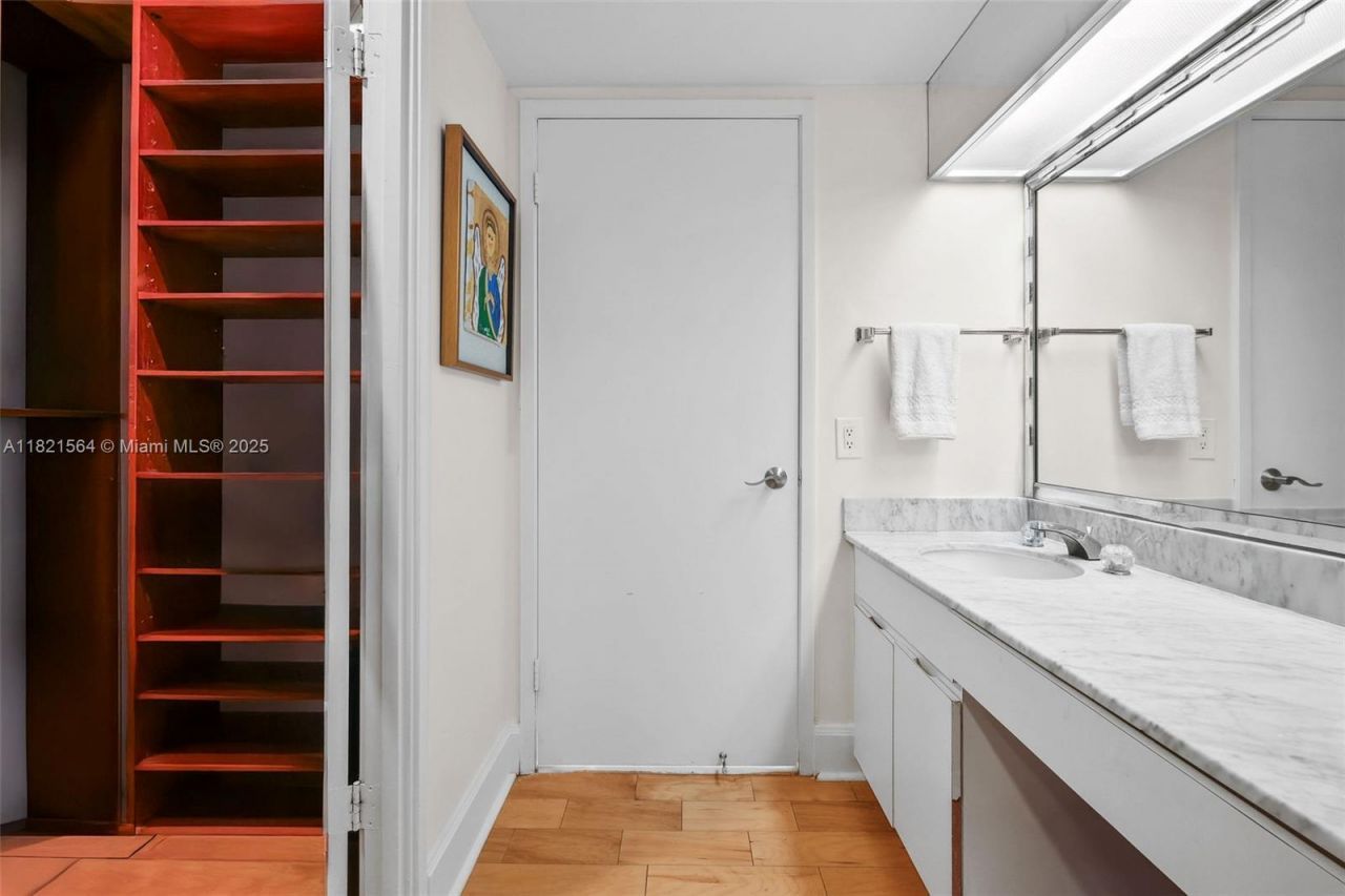 1541 Brickell Ave, Unit A2102, Miami, FL 33129 Photo