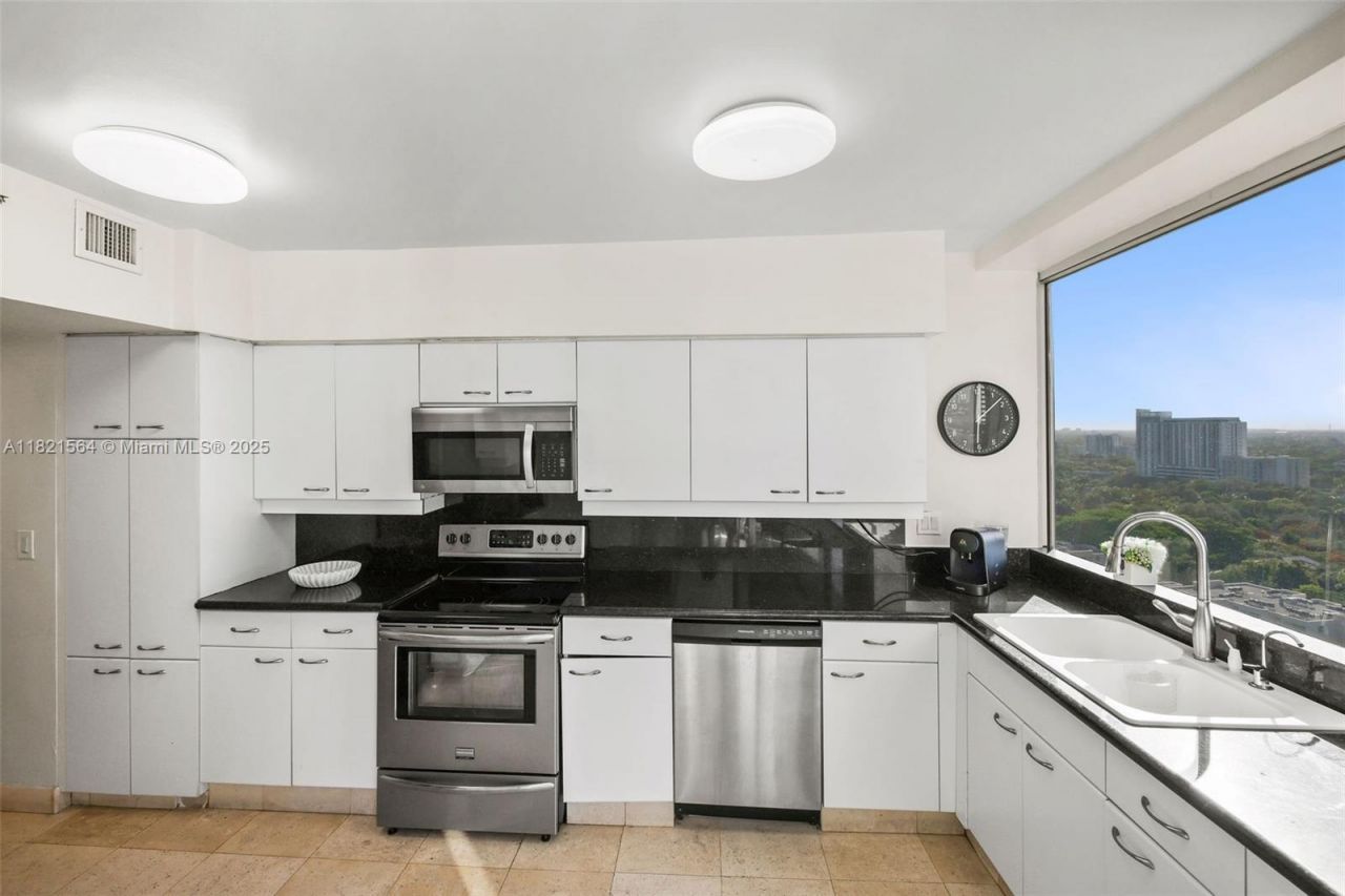 1541 Brickell Ave, Unit A2102, Miami, FL 33129 Photo