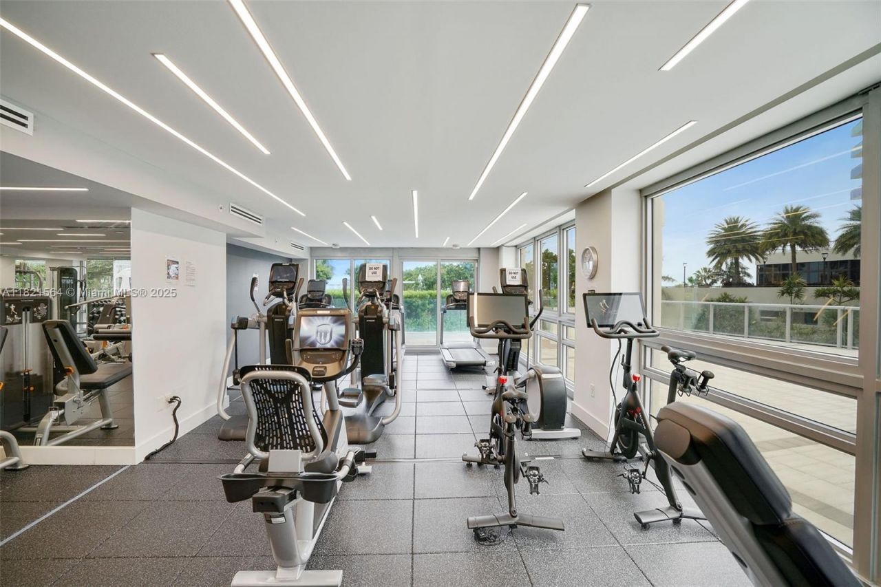 1541 Brickell Ave, Unit A2102, Miami, FL 33129 Photo