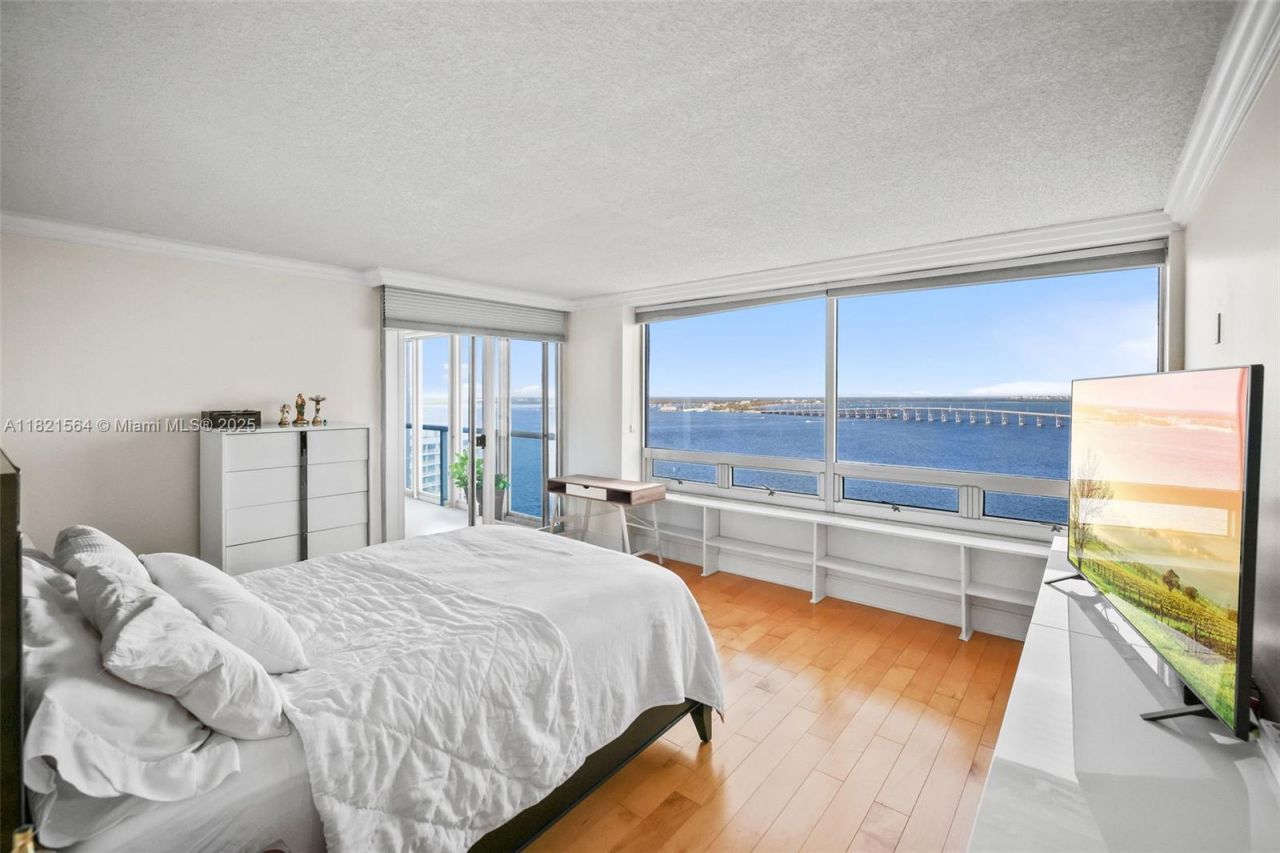 1541 Brickell Ave, Unit A2102, Miami, FL 33129 Photo