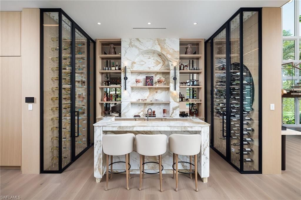 584 Banyan Blvd, Naples, FL 34102 Photo