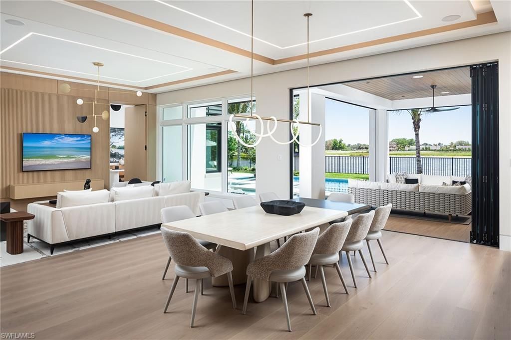 584 Banyan Blvd, Naples, FL 34102 Photo