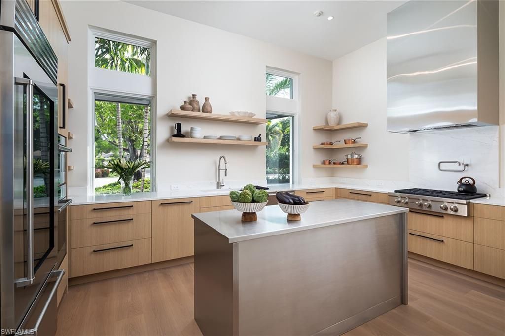 584 Banyan Blvd, Naples, FL 34102 Photo