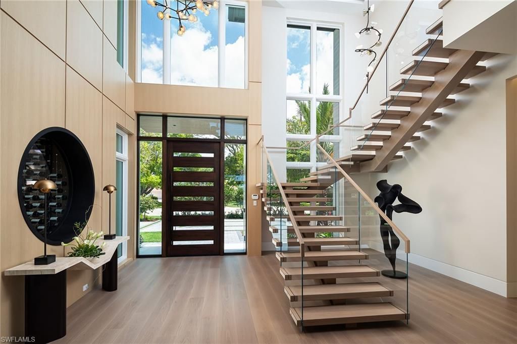 584 Banyan Blvd, Naples, FL 34102 Photo