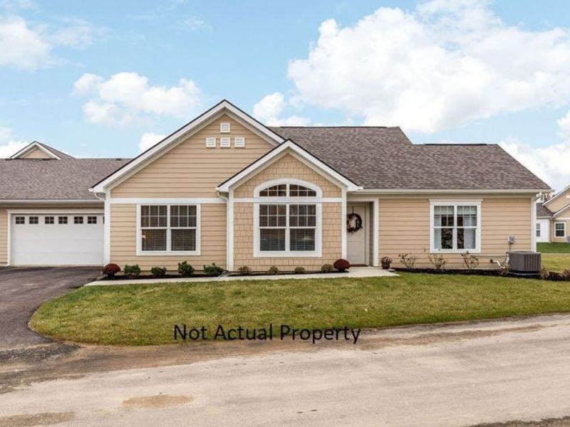 142 Narragansett Drive, Hebron, OH 43025 Photo 2