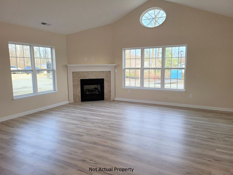 142 Narragansett Drive, Hebron, OH 43025 Photo 8