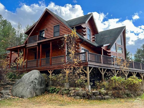 60 Leon Ln, Stony Creek, NY 12878