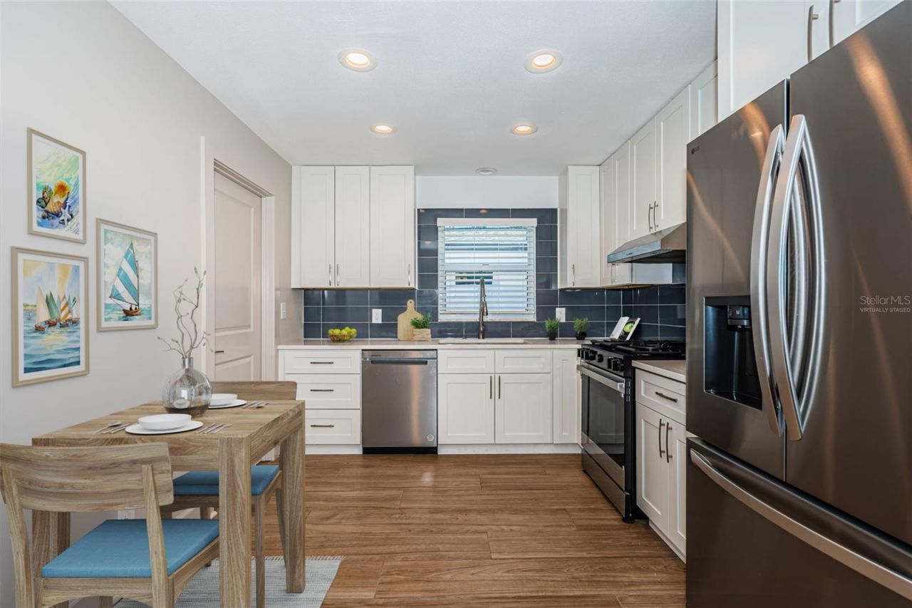 1700 Shore Acres Boulevard Ne, Saint Petersburg, FL 33703 Photo