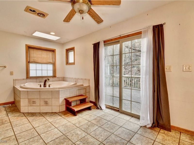 1451 Ridge Road NE, New Philadelphia, OH 44663 Photo 15