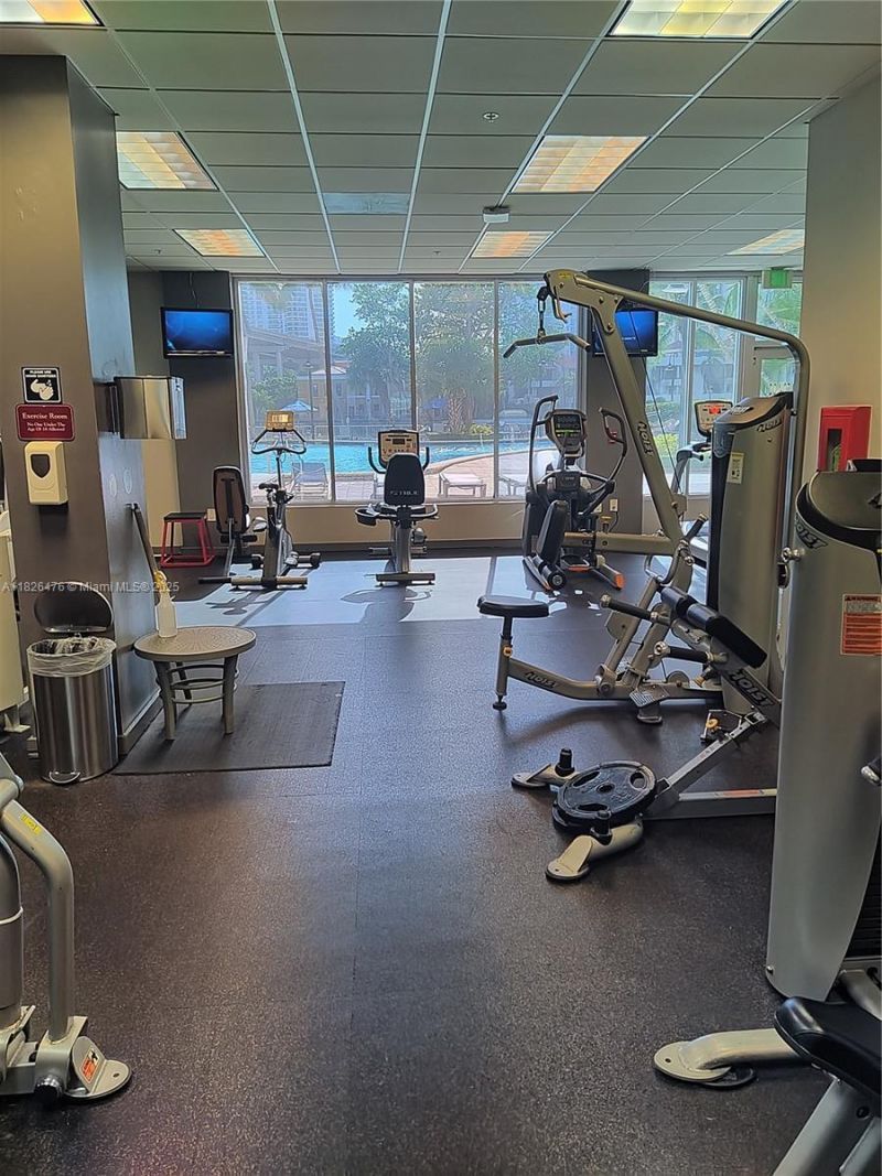 19390 Collins Ave, Unit 911, Sunny Isles Beach, FL 33160 Photo