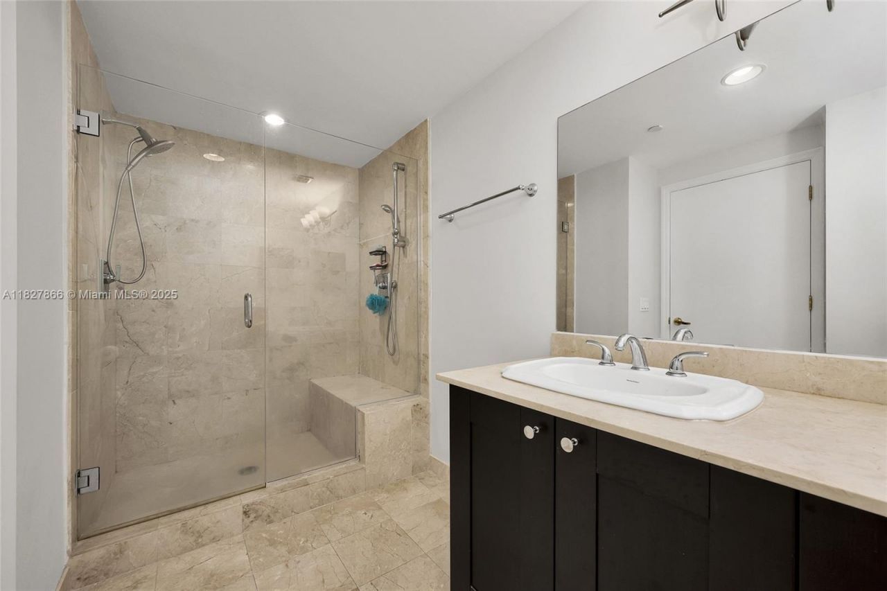 4100 Salzedo St, Unit 515, Coral Gables, FL 33146 Photo