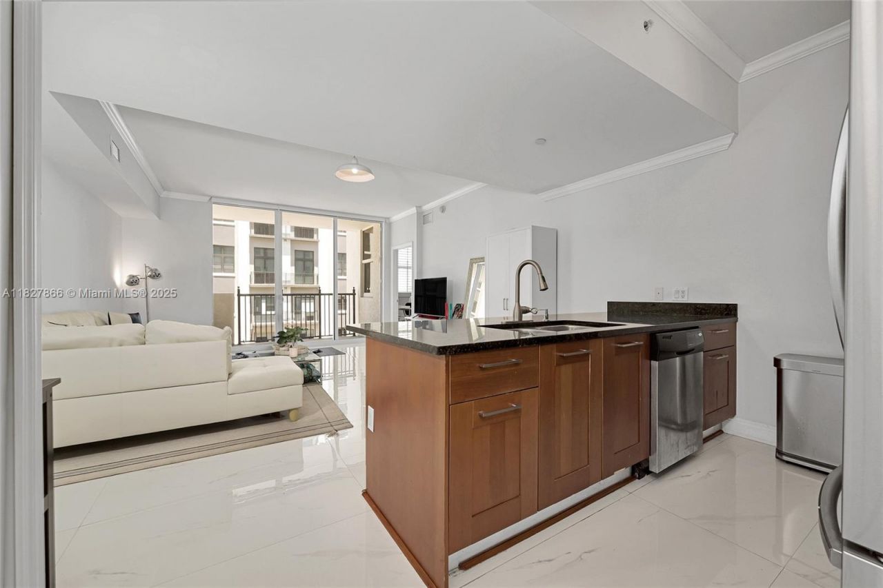 4100 Salzedo St, Unit 515, Coral Gables, FL 33146 Photo