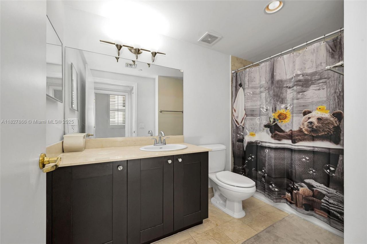 4100 Salzedo St, Unit 515, Coral Gables, FL 33146 Photo