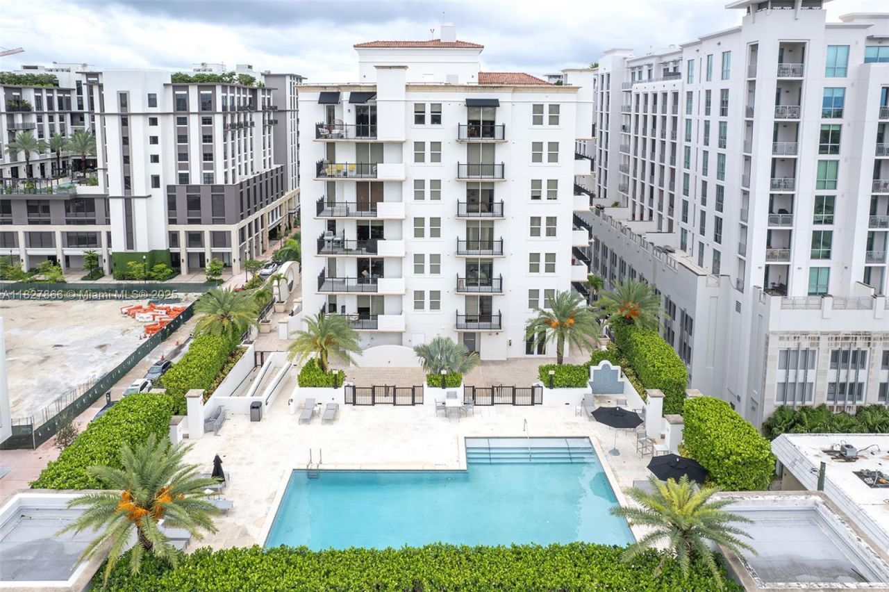 4100 Salzedo St, Unit 515, Coral Gables, FL 33146 Photo