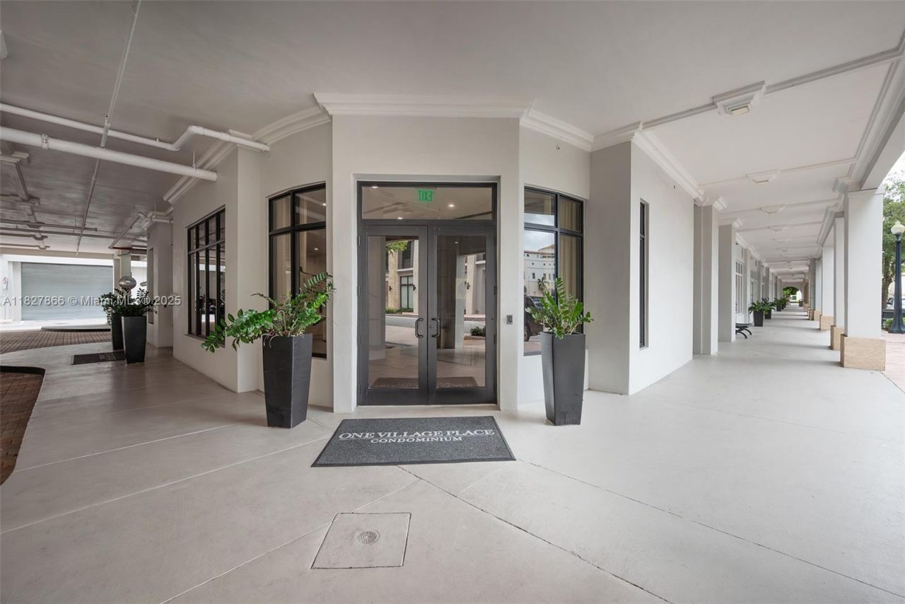 4100 Salzedo St, Unit 515, Coral Gables, FL 33146 Photo