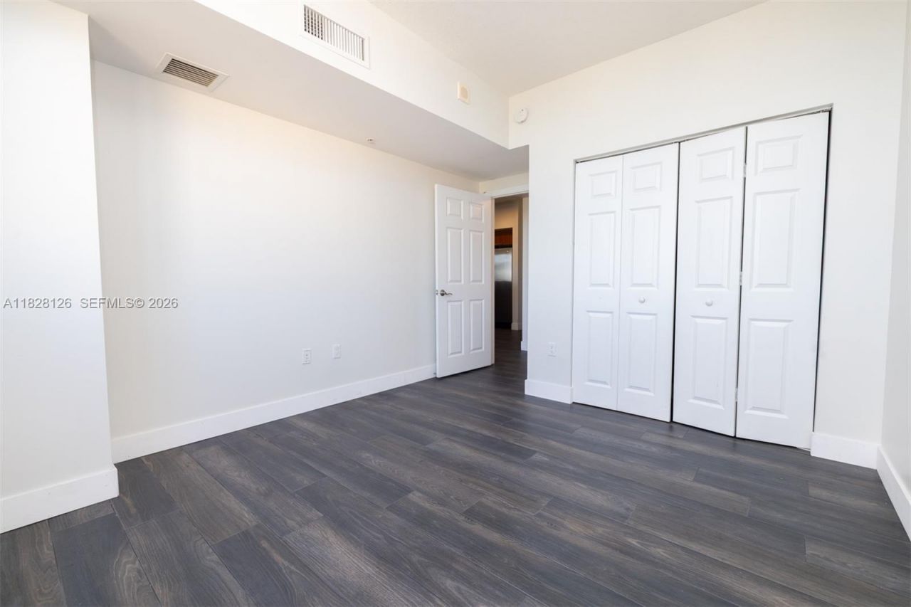 888 S Douglas Rd, Unit PH07, Coral Gables, FL 33134 Photo