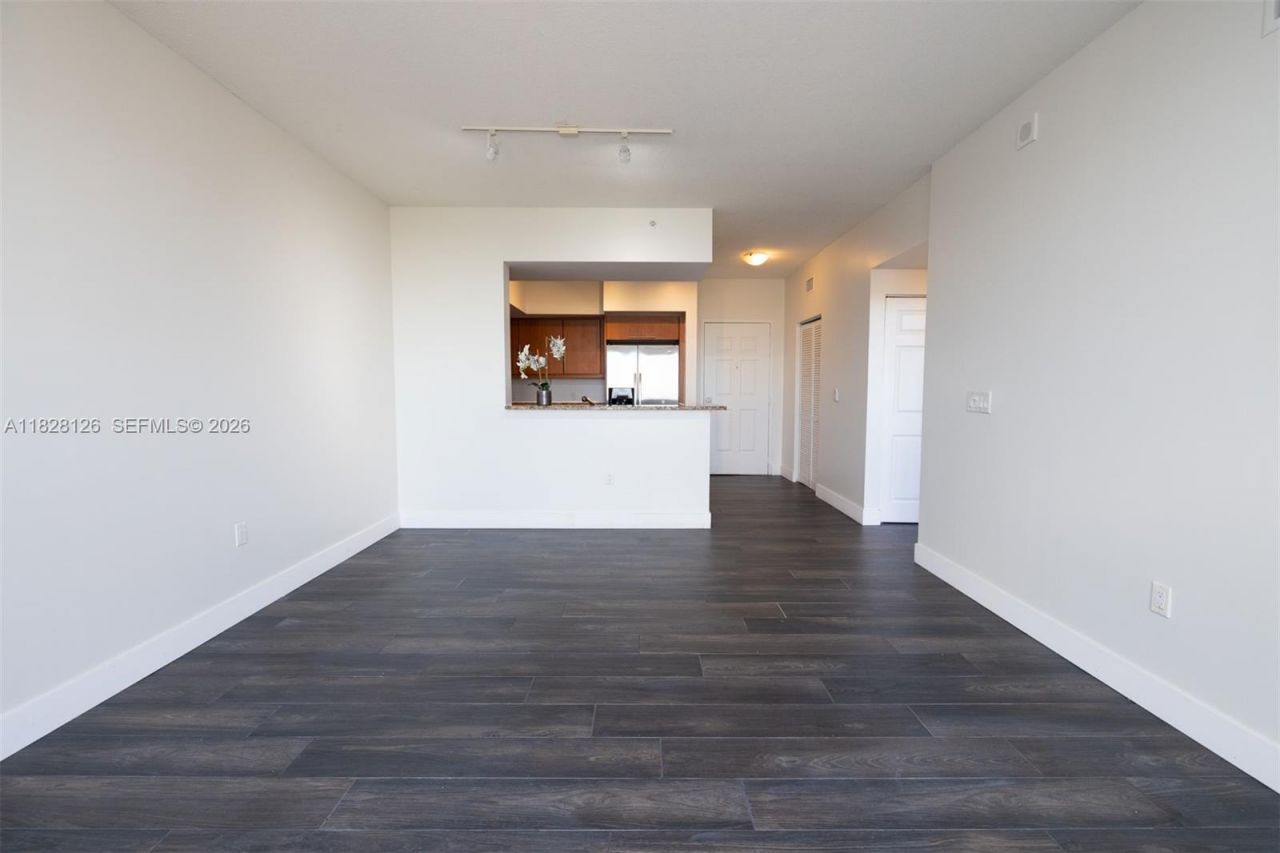 888 S Douglas Rd, Unit PH07, Coral Gables, FL 33134 Photo