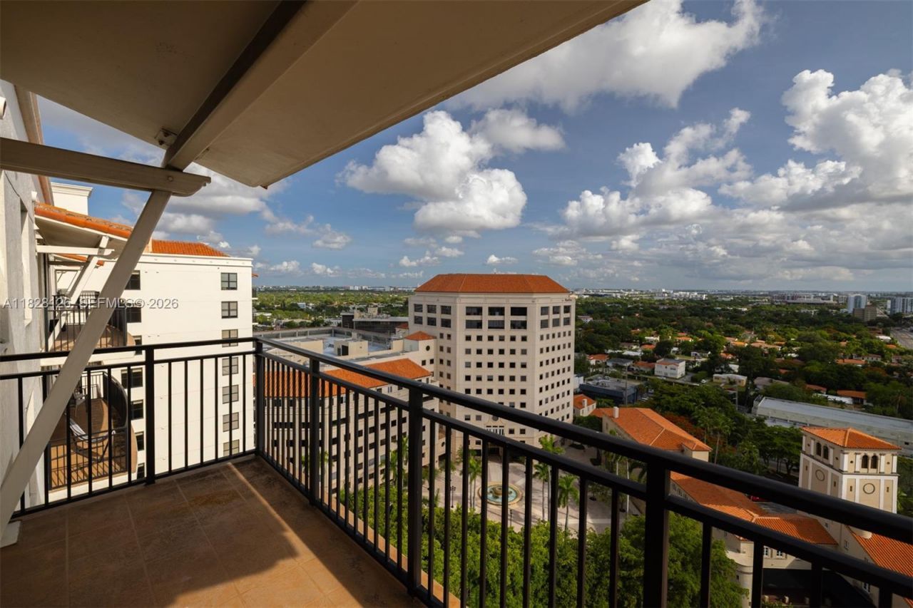 888 S Douglas Rd, Unit PH07, Coral Gables, FL 33134 Photo