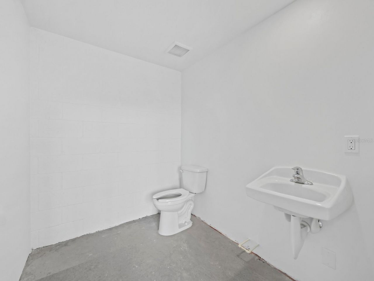 829 57th Street E, Unit 25, Bradenton, FL 34208 Photo