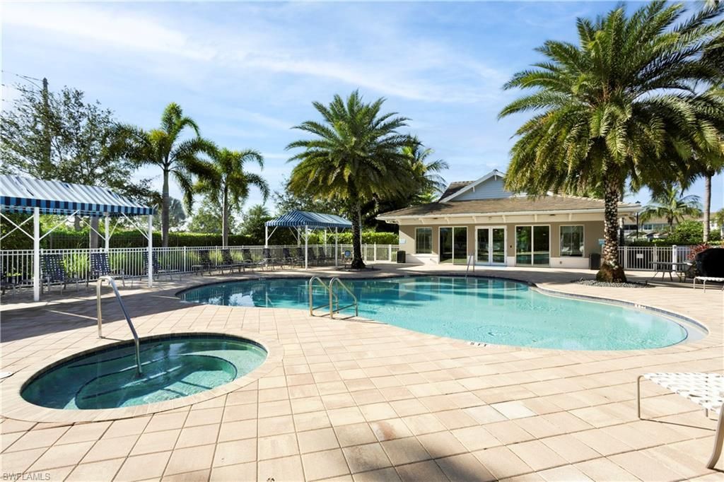 2343 Sheen Ln, Unit 401, Naples, FL 34120 Photo
