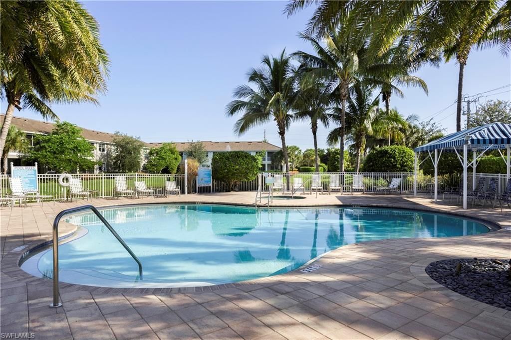 2343 Sheen Ln, Unit 401, Naples, FL 34120 Photo